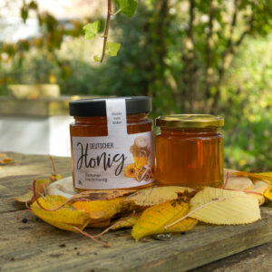Sommertracht Honig